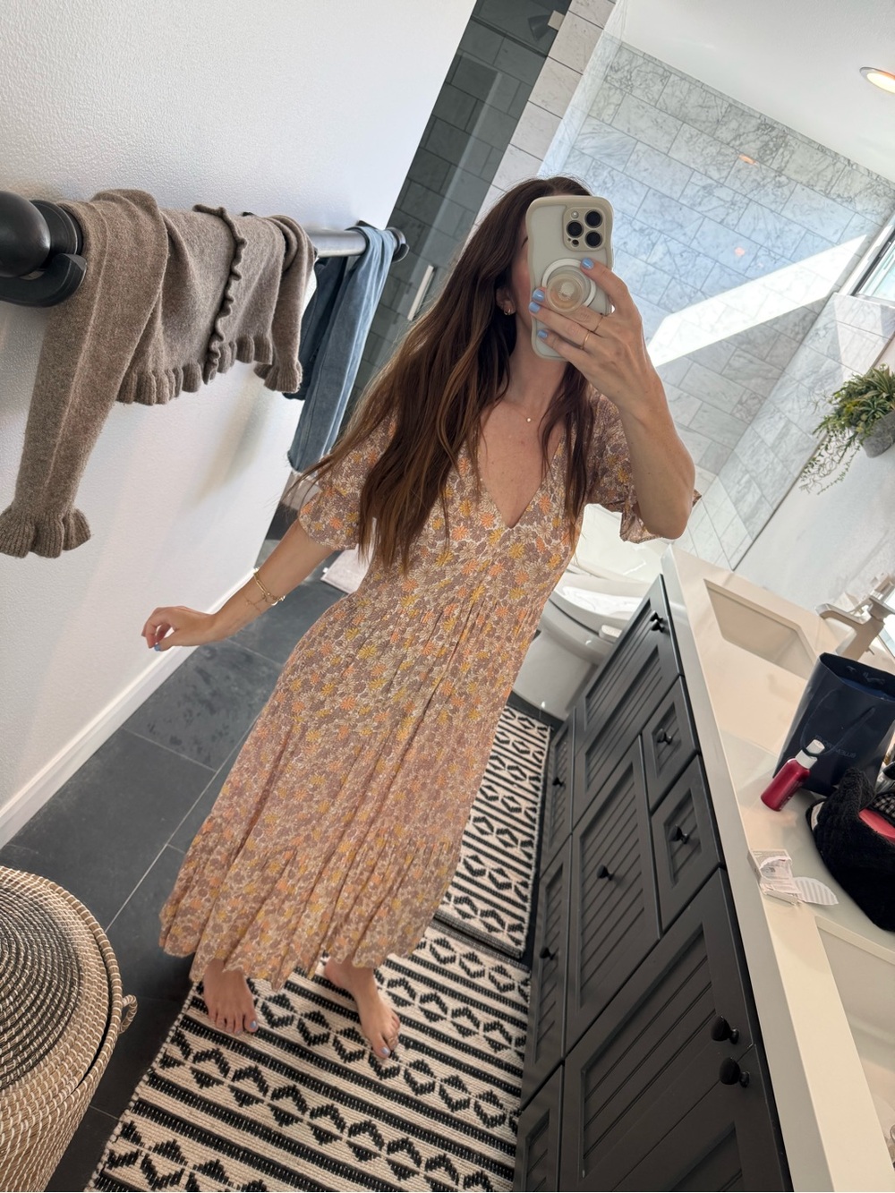 Lovers + Friends Floral Maxi Dress w Puff Sleeve